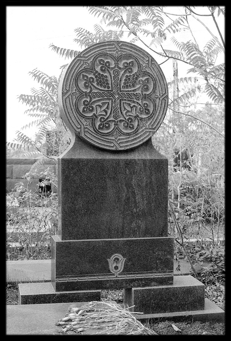 Gravestone, Yerevan, 1999 Gravestone, Yerevan, 1999