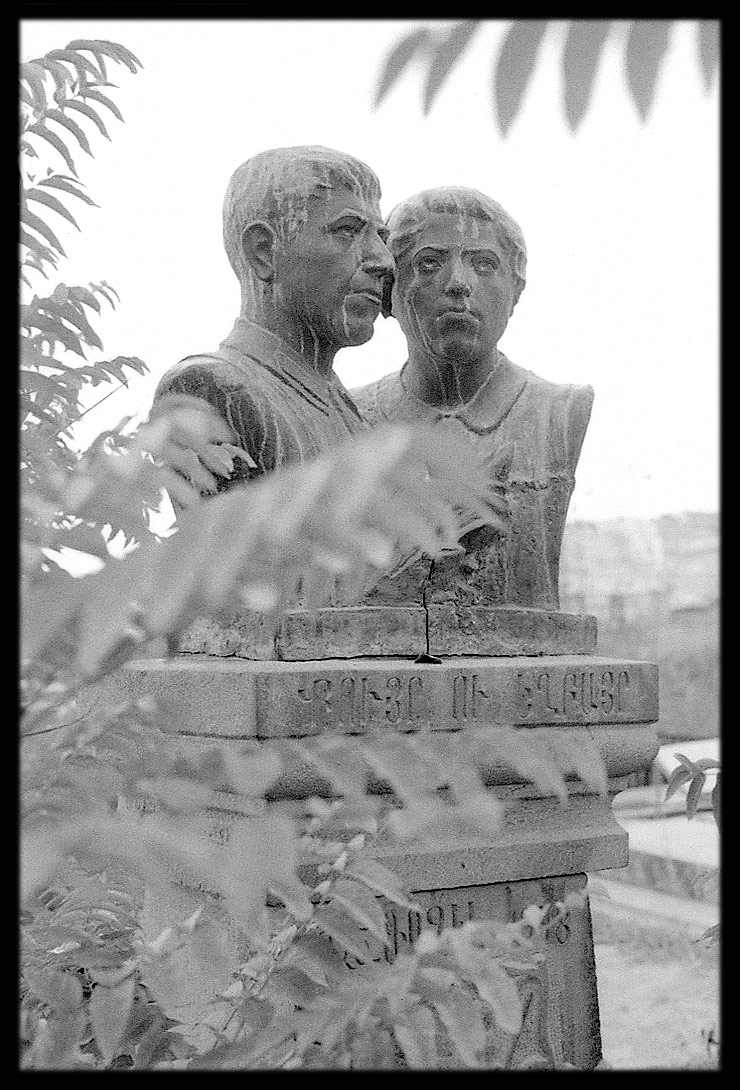 Gravestone, Yerevan, 1999 Gravestone, Yerevan, 1999